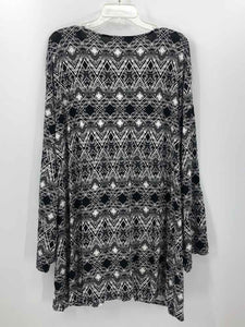 K Jordan Size 5X Black/white Print Knit Top