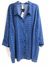 Load image into Gallery viewer, Catherines Size 5X Blue Print Blouse