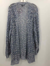 Load image into Gallery viewer, Lane Bryant Size 18/20 Navy/White marled Duster