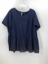 Load image into Gallery viewer, Lane Bryant Size 28 Navy Embroidered Blouse