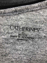 Load image into Gallery viewer, Catherines Size 4X Gray Screen Printed Knit Top