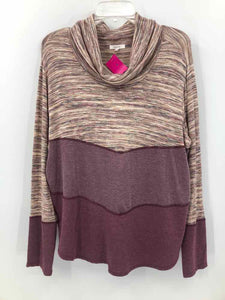 Maurices Size XL Maroon/beige Stripe Knit Top