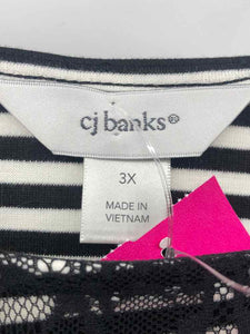 CJ Banks Size 3X Black/white Stripe Knit Top