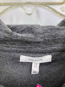 Maurices Size XL Gray seasonal Knit Top