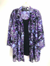 Load image into Gallery viewer, Maggie Size 4X Purple/Black Print Blouse