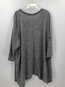 Catherines Size 4X Gray Screen Printed Knit Top