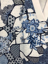 Load image into Gallery viewer, Johnny Was Size XL Blue/white Print Knit Top