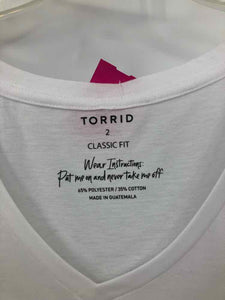 Torrid Size 1X White hearts Knit Top