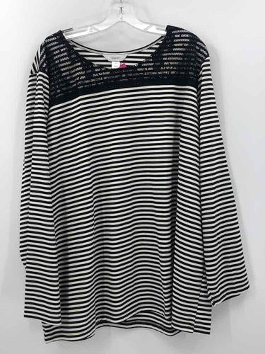 CJ Banks Size 3X Black/white Stripe Knit Top