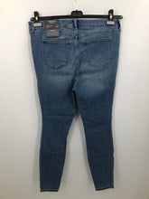 Load image into Gallery viewer, Torrid Size 16 Denim Jeans