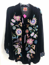 Load image into Gallery viewer, Johnny Was Size 1X Black Embroidered Blouse