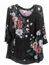 Load image into Gallery viewer, Maurices Size 2X Black/Gray Floral Tunic