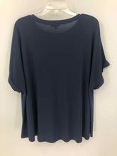 Load image into Gallery viewer, Cocomo Size 2X Navy Star Knit Top