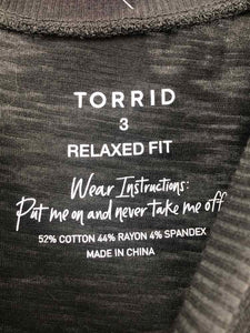 Torrid Size 2X Gray Screen Printed Knit Top