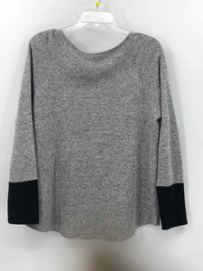 Chalet Size Large Gray marled Knit Top