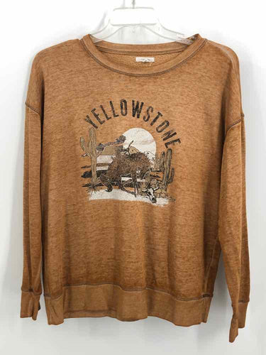 Maurices Size XL Mustard Screen Printed Knit Top
