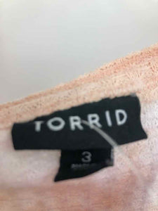 Torrid Size 2X Coral/white tiedye Knit Top