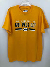 Load image into Gallery viewer, Packers Size Large Gold logo Knit Top