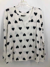 Load image into Gallery viewer, Lane Bryant Size 26/28 Ivory/black hearts Knit Top