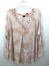 Load image into Gallery viewer, Torrid Size 2X Coral/white tiedye Knit Top