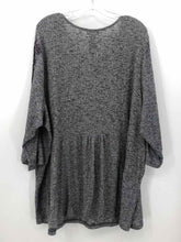 Load image into Gallery viewer, Catherines Size 3X Grey/Black Print Knit Top