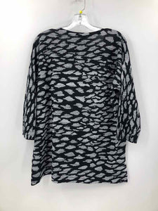 Tribal Size Large Black/Gray Print Tunic