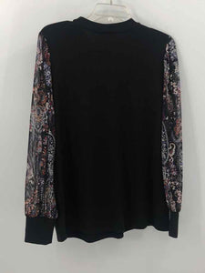 Maurices Size Large Black Floral Knit Top