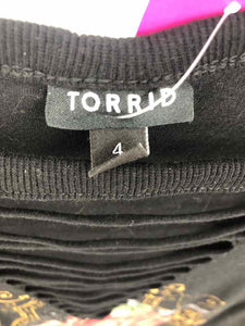 Torrid Size 3X Black Screen Printed Knit Top