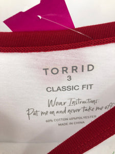 Torrid Size 2X White Screen Printed Knit Top