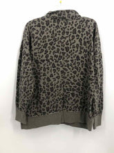 Load image into Gallery viewer, Maurices Size XL Olive/black Camoflage Knit Top