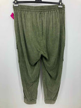 Load image into Gallery viewer, Torrid Size 1X Olive Pants