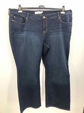 Load image into Gallery viewer, Torrid Size 28 Denim Jeans