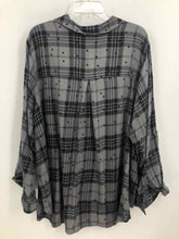 Load image into Gallery viewer, Jane and Delancy Size 3X Grey/Black Plaid Blouse