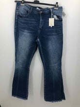Load image into Gallery viewer, Kancan Size 20 Denim Jeans