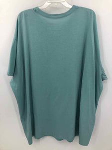 Torrid Size XL Aqua butterflies Knit Top