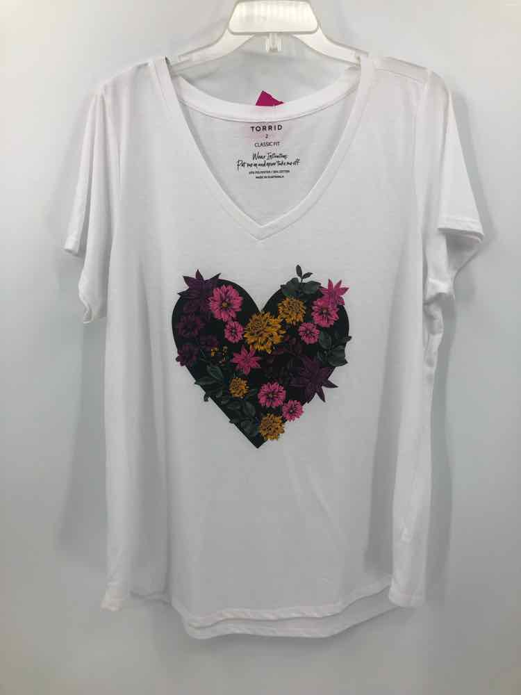 Torrid Size 1X White hearts Knit Top