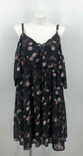 Load image into Gallery viewer, Torrid Size 4X Black Floral Dress